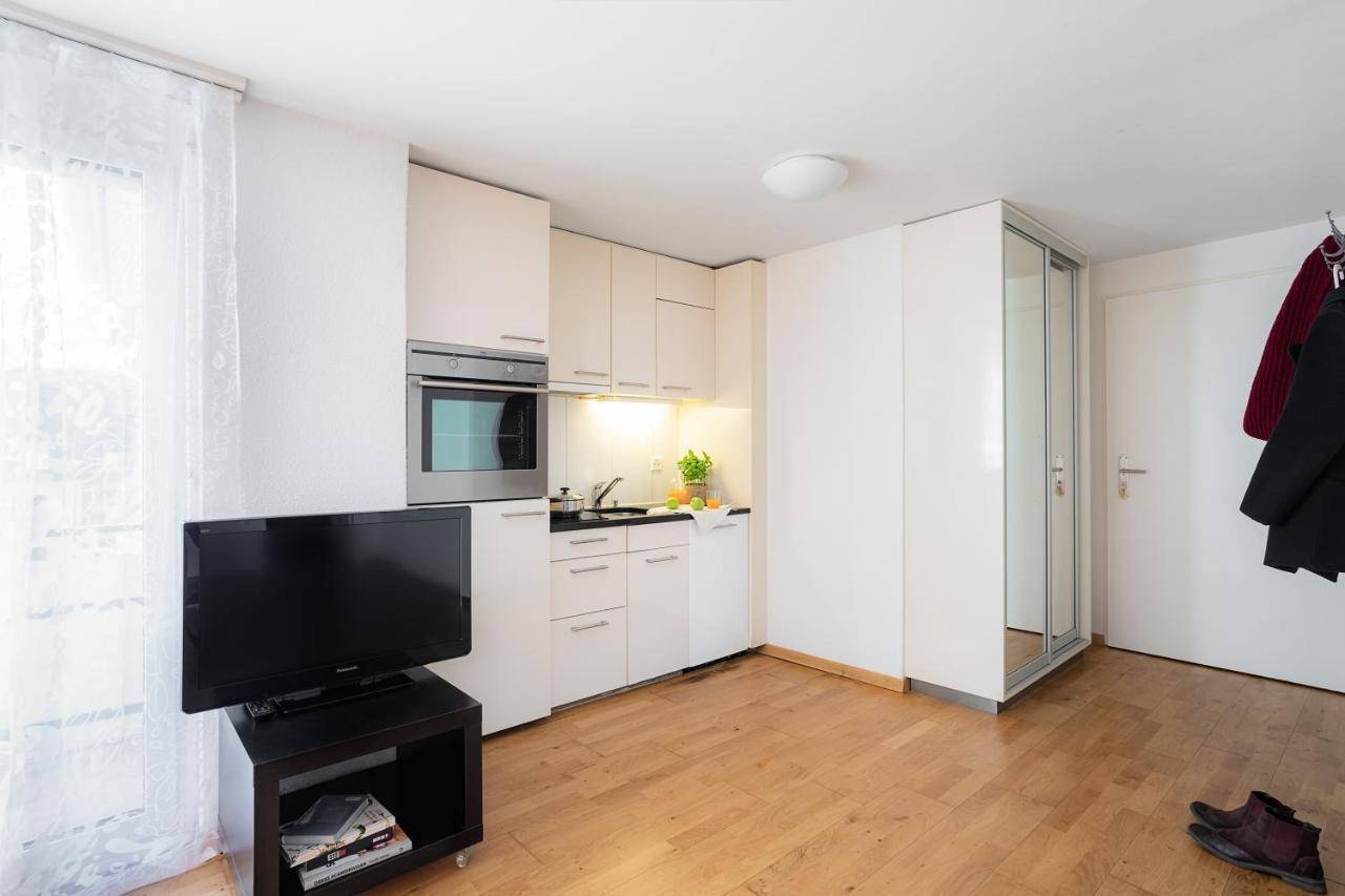 Swiss Star Apartments - Contactless Self Check-In Цюрих Экстерьер фото